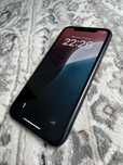 iPhone xr 64gb.
