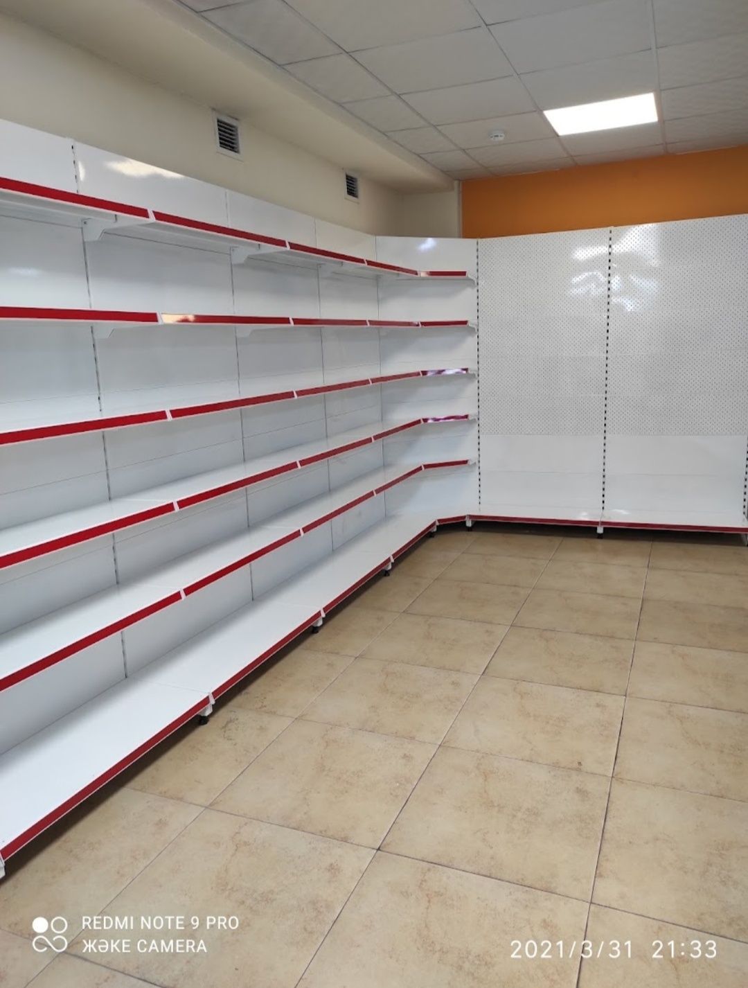 Стеллаж металлические полки оборудования для магазина перфорированный