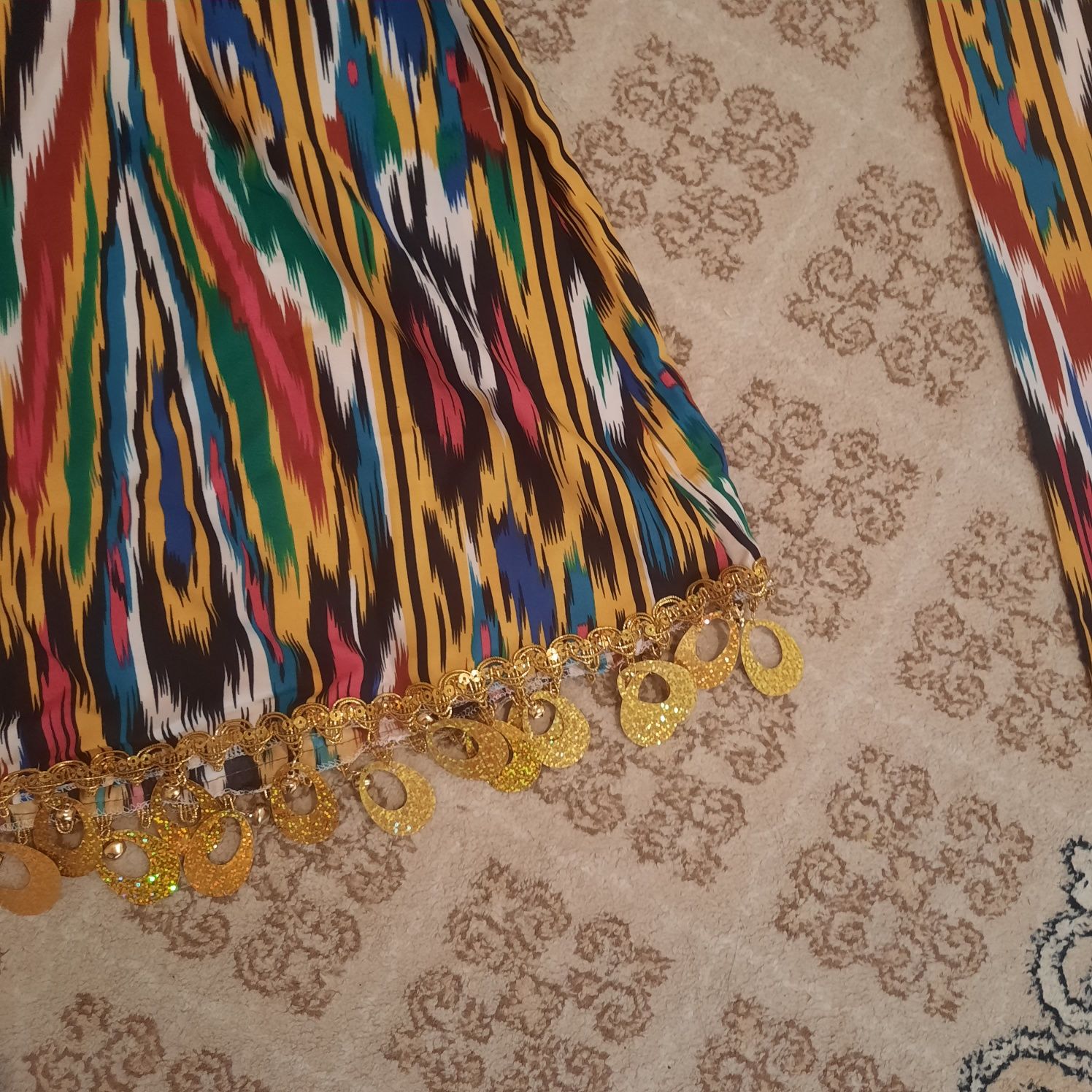 продам женский узбекский костюм