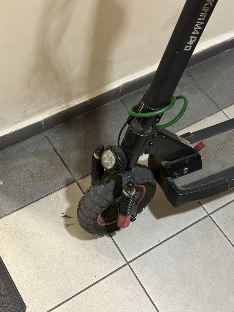 Kugo M4 Pro самокат
