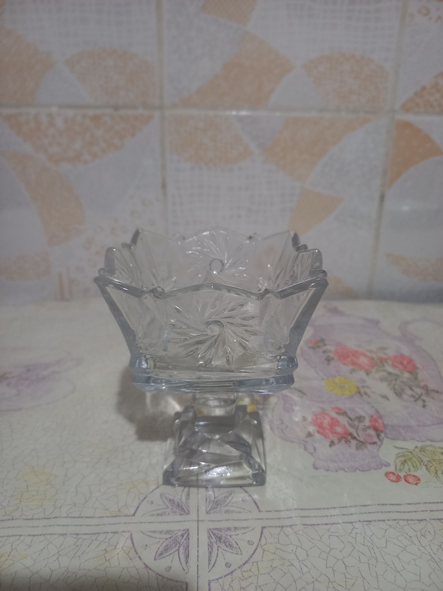 Продам новый манежница