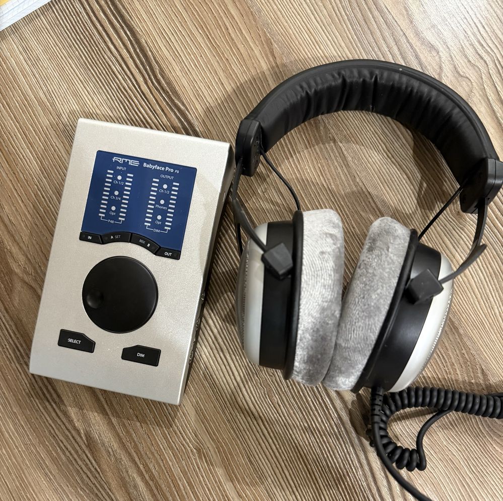 Аудиокарта RME babyface Pro FS и Наушники Beyerdynamic DT 880 PRO