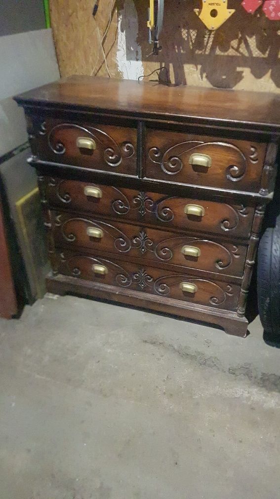 Продам комод старый