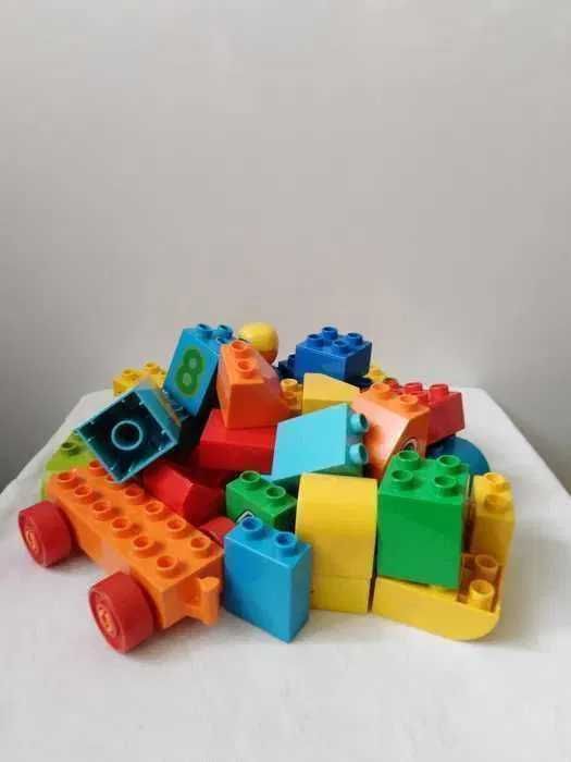 ОТДАМ ДАРОМ кубики, LEGO, от конструктора, большие, 65 шт, бу