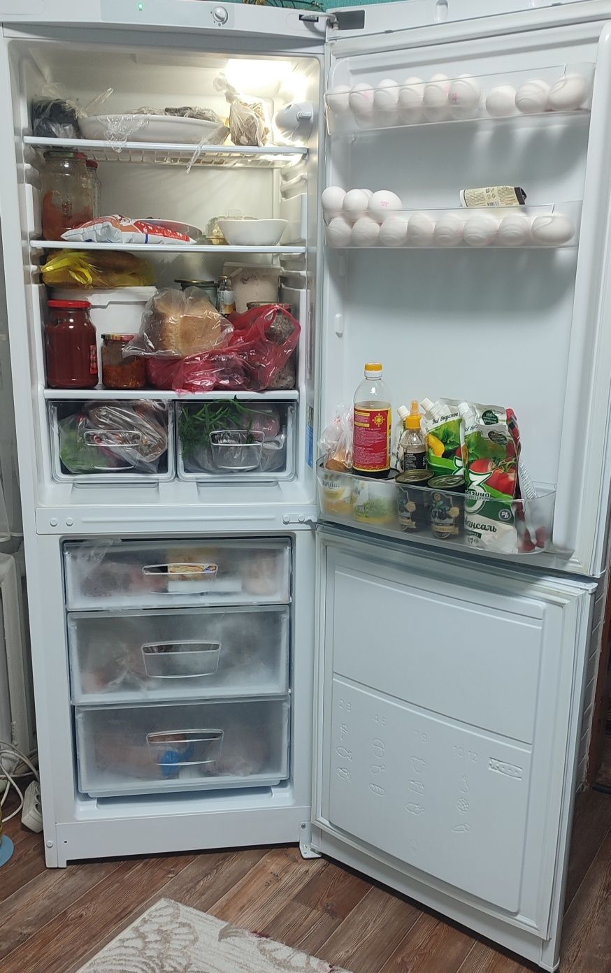 Продам холодильник