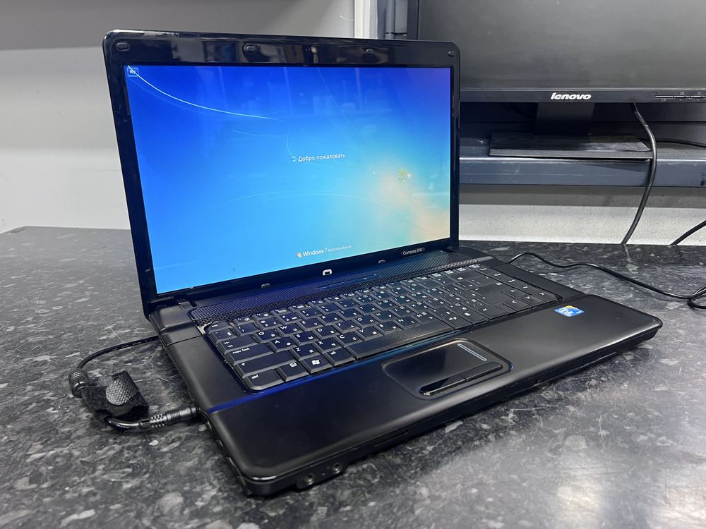 Ноутбук Compaq б/у