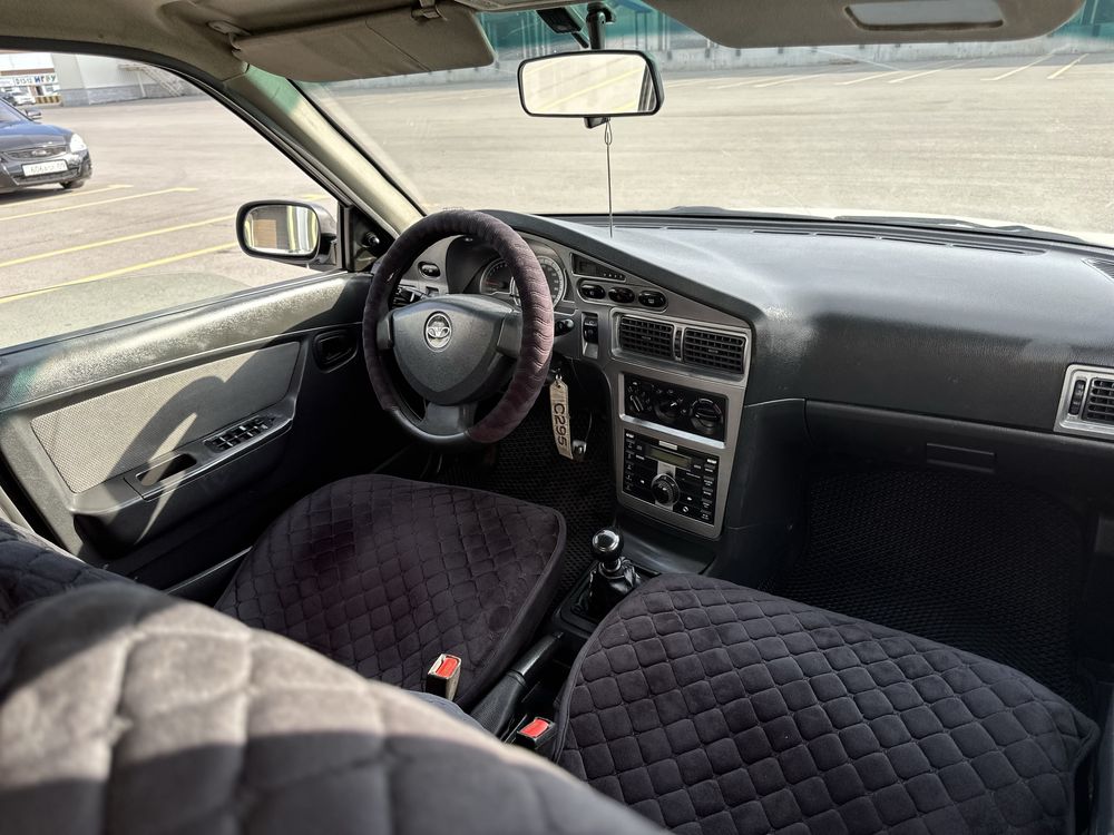 Продаю Daewoo Nexia 2