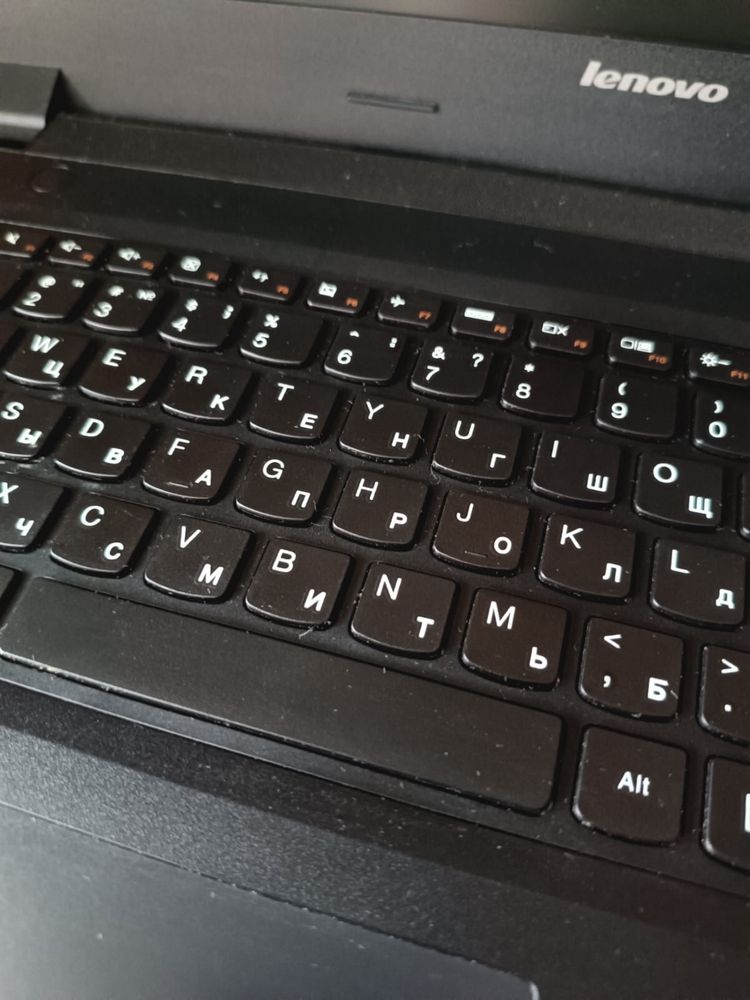 Lenovo B50-70 i3