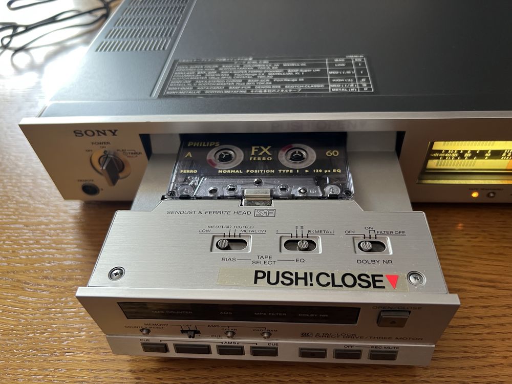 Продам Sony tc k88
