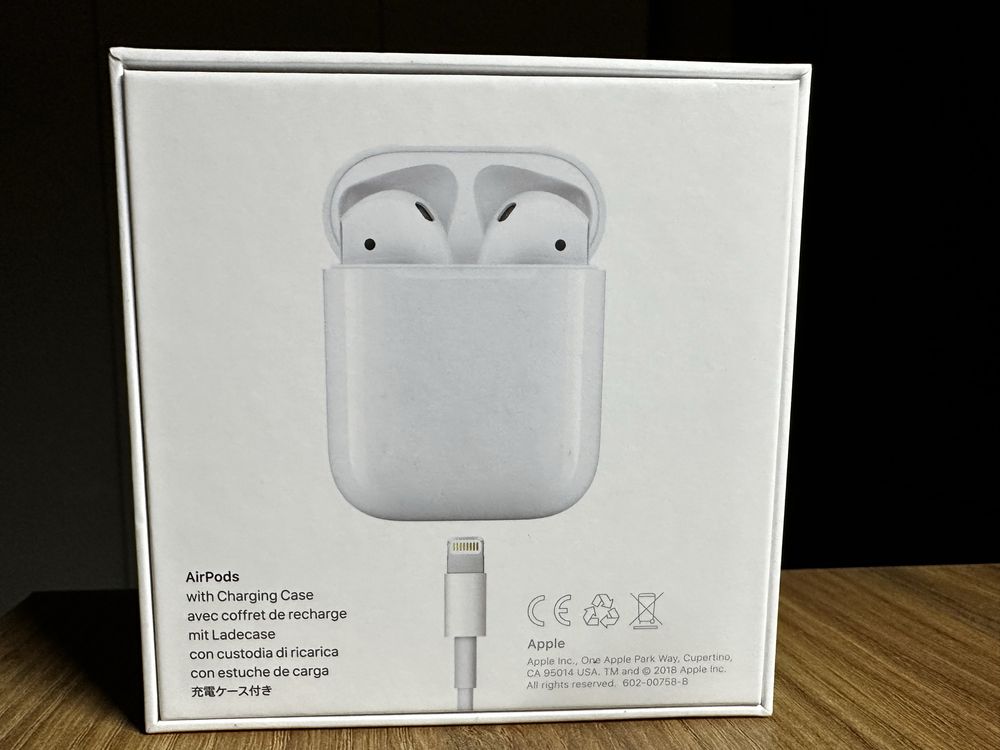 Наушники Apple AirPods 2-го поколения