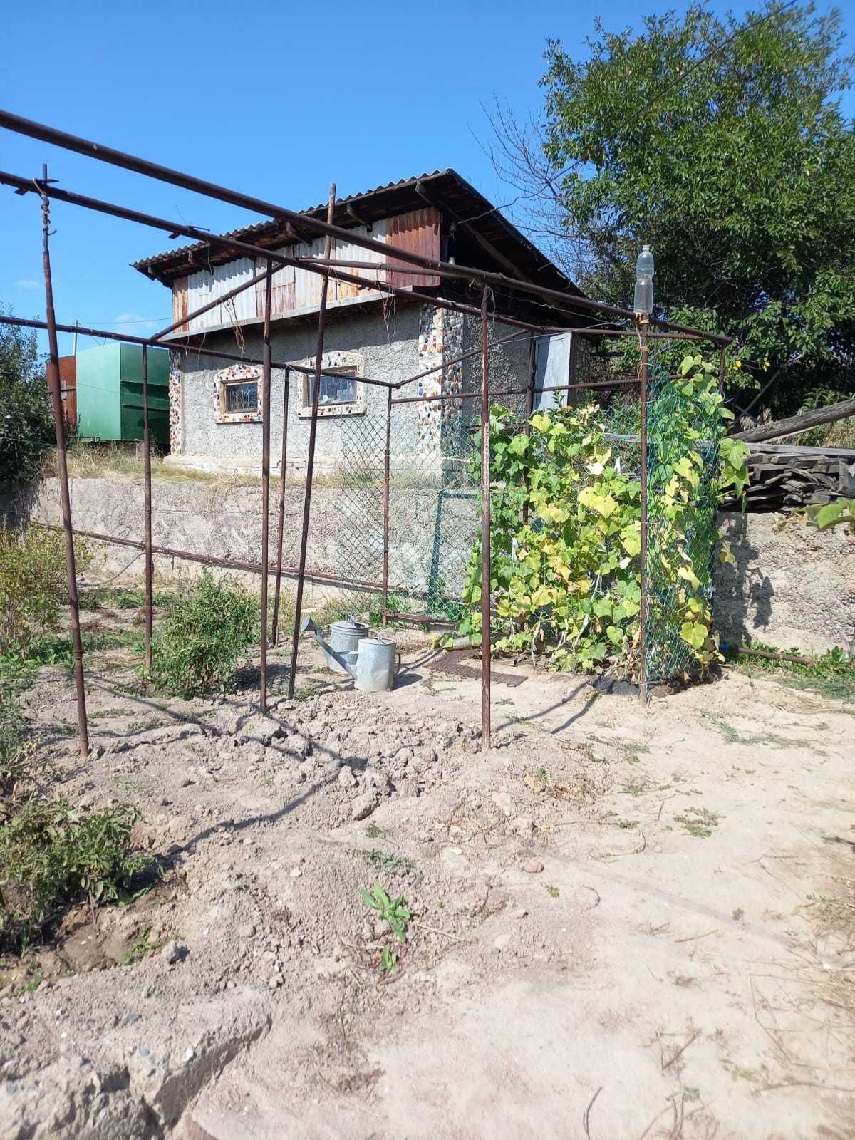 Продам дачный домик с участком в пригороде Алматы