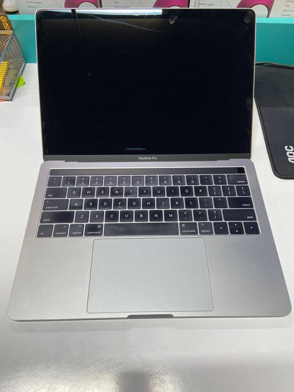 Apple MacBook Pro a1706