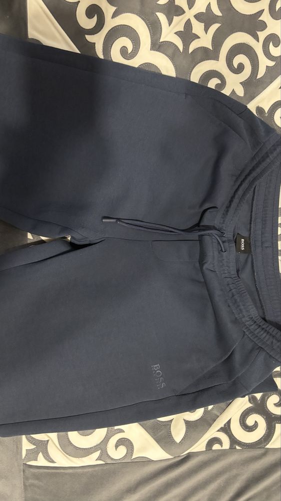 Продам трико HUGO BOSS оригинал