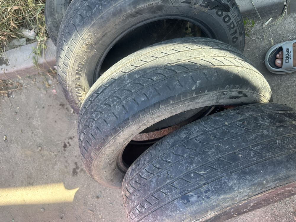Срочно продам 4 шины