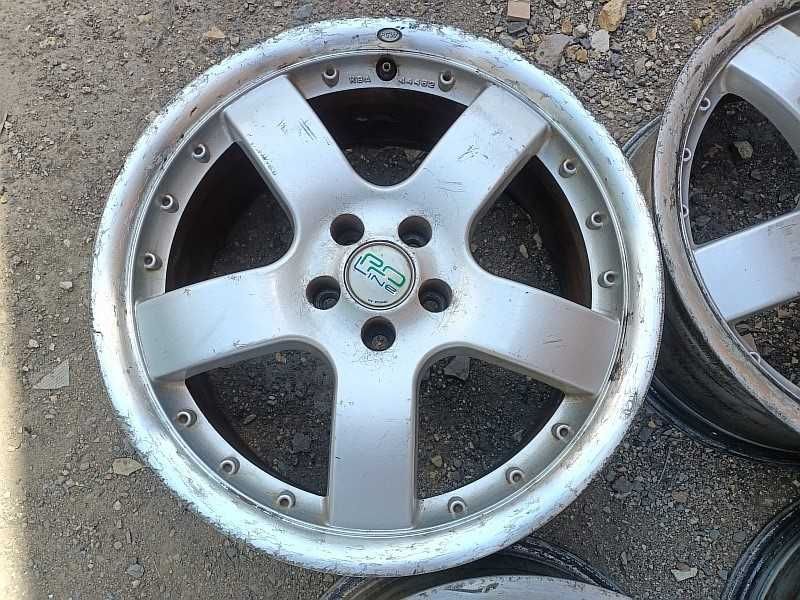 Продам оригинальные легкосплавные диски "EMR" на Subaru