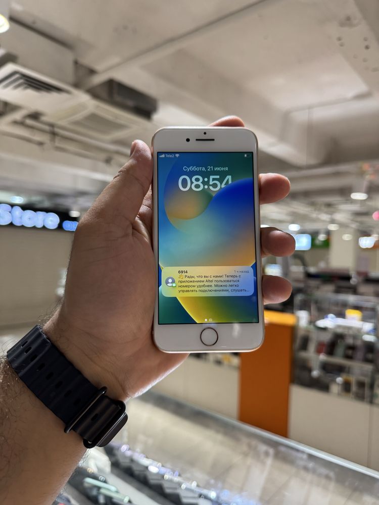 Iphone 8 128gb….
