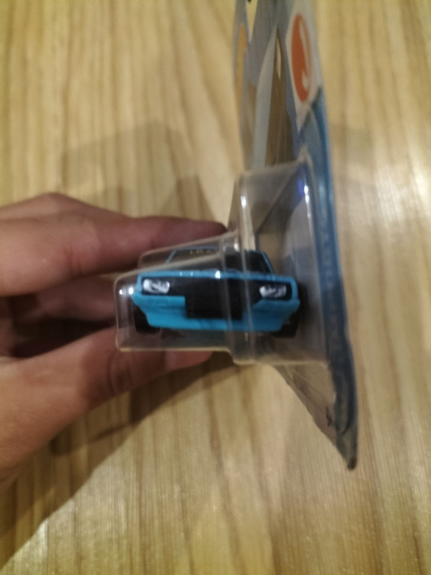 Hot wheels-Nissan Skyline 2000gt-r LBWK