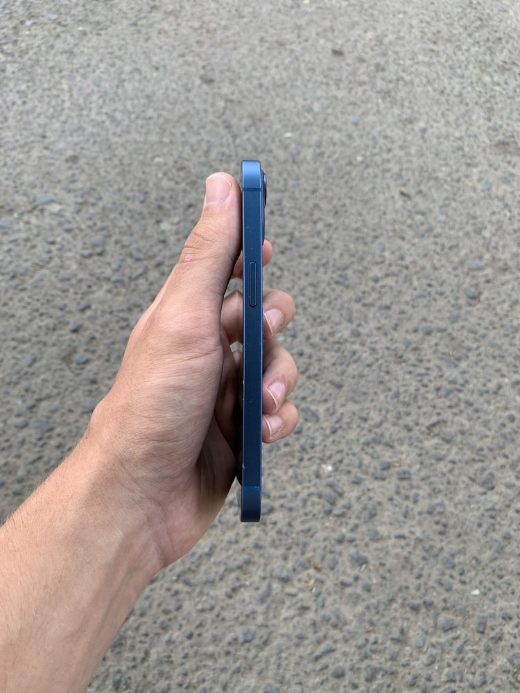 iphone 13 128gb акб 88%