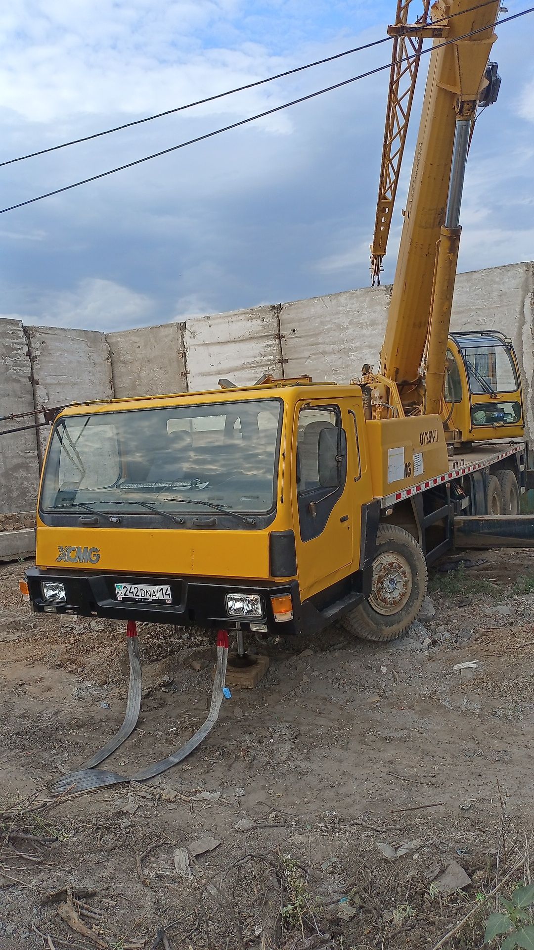 Автокран XCMG25К2 32,5 метр