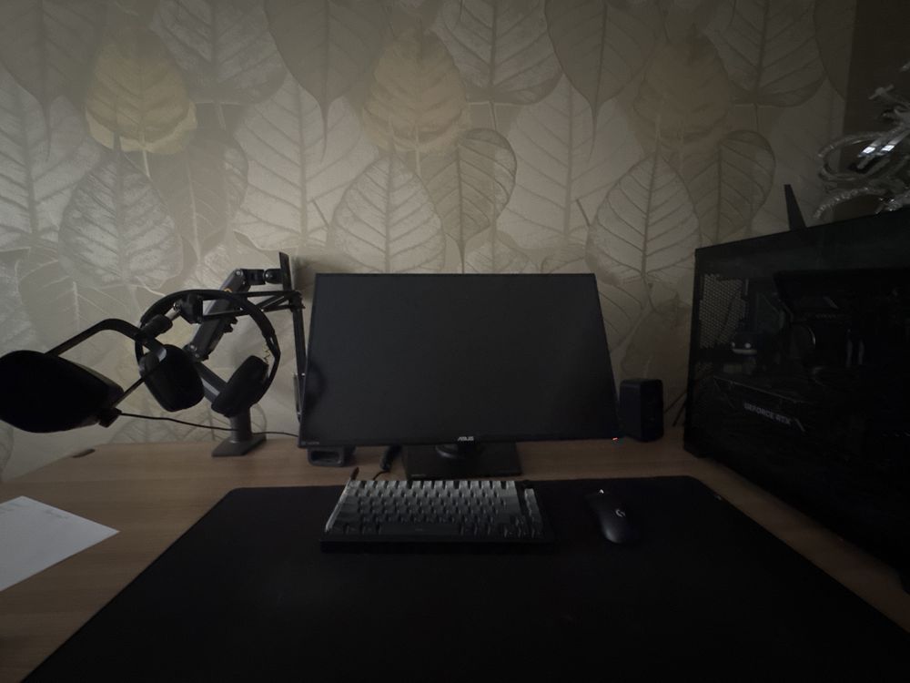 Мощный Игровой ПК с rtx 4070ti super и хорошей переферией