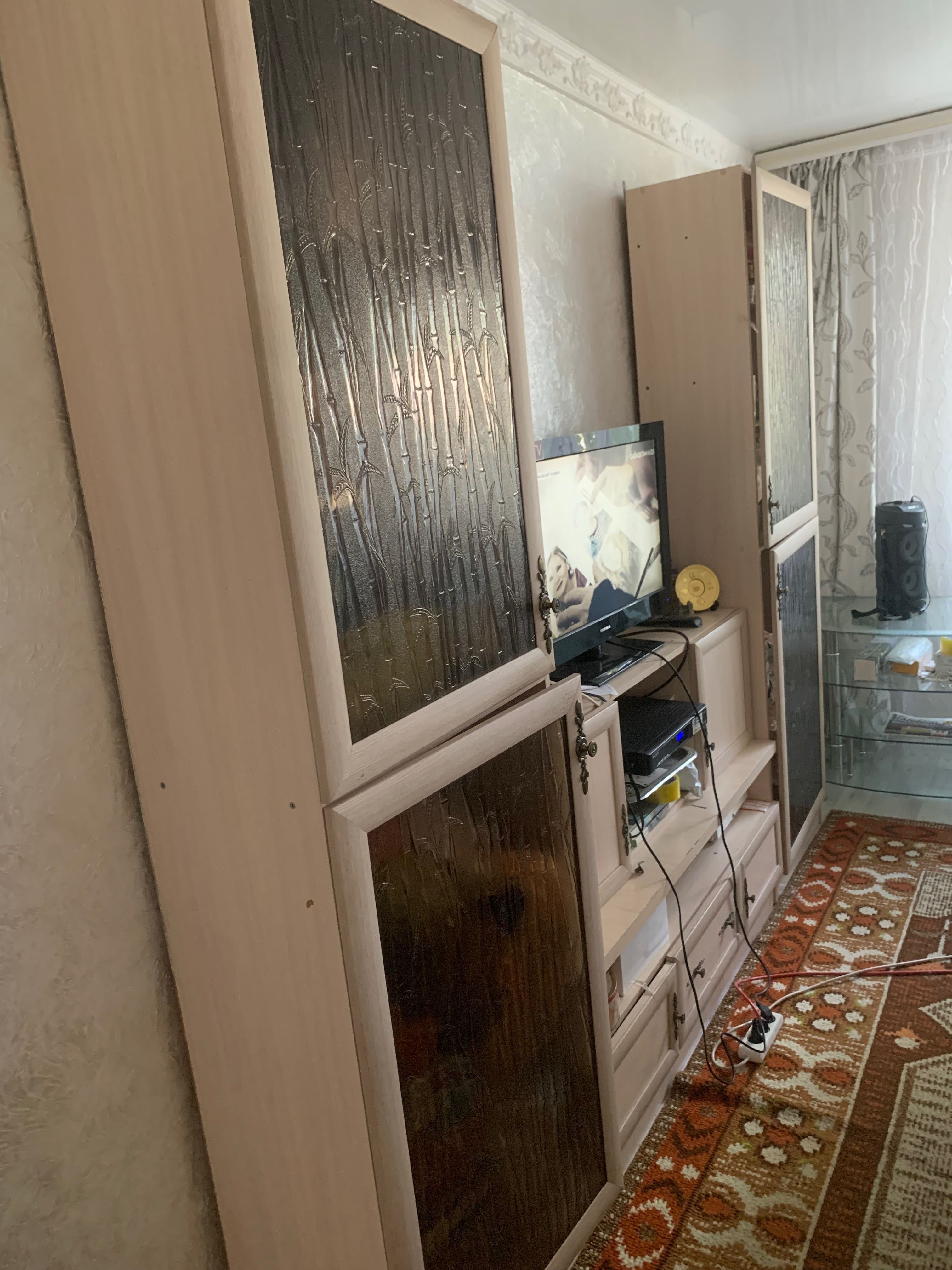 Продам стенка шкаф для гостиной