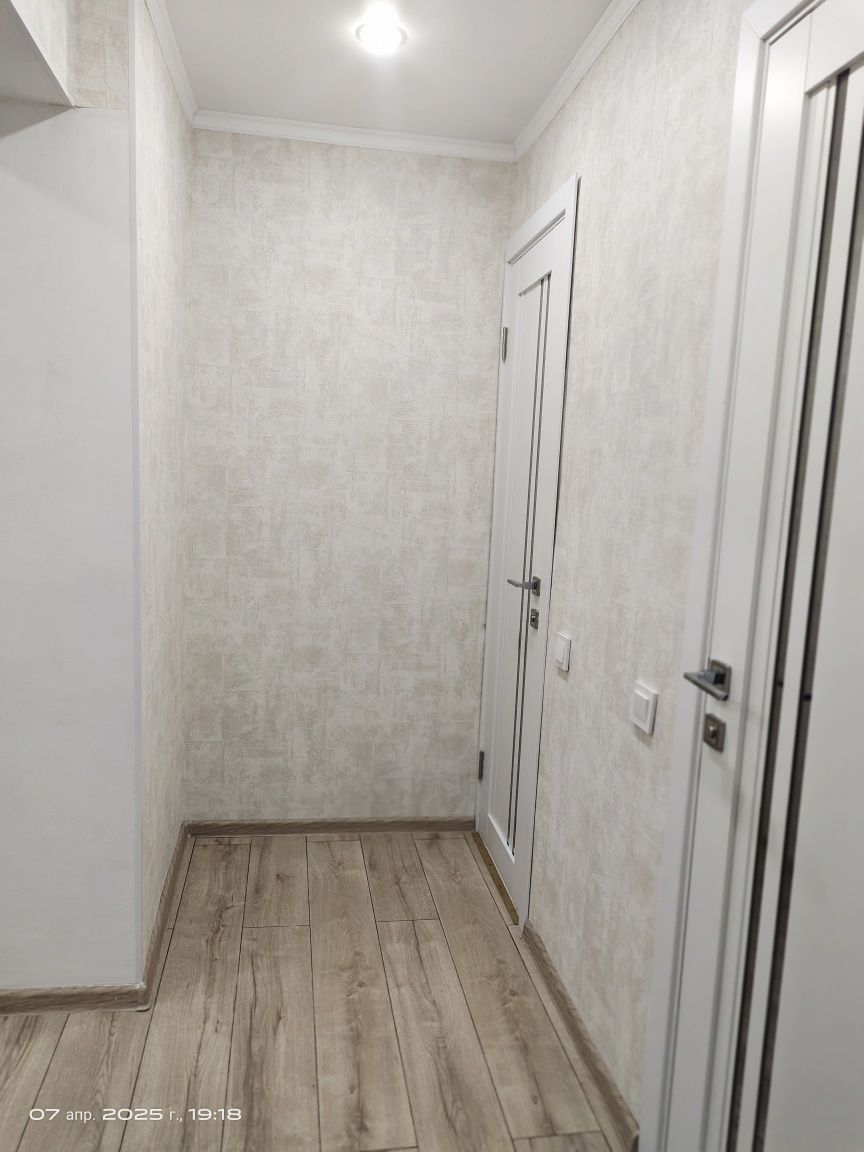 Сдам 2 ком квартиру в районе космоса
