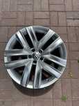 Volkswagen Touareg R19