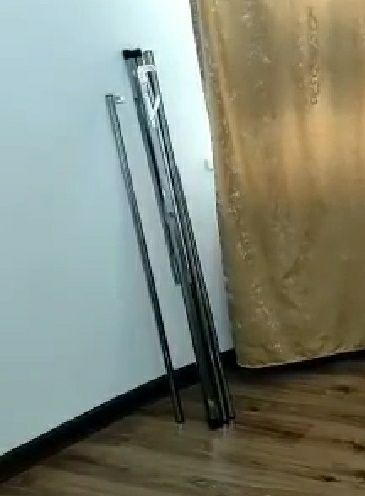 Вешалка напольная новая с уценкой (с дефектом).