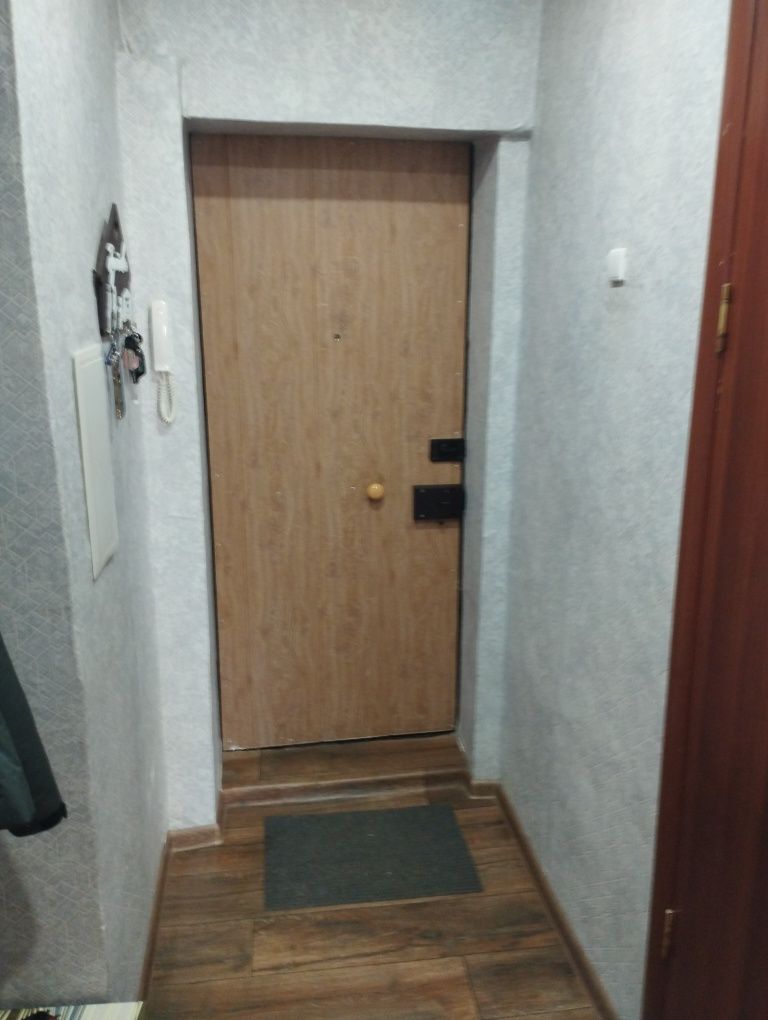 1 -  ком КВ продам