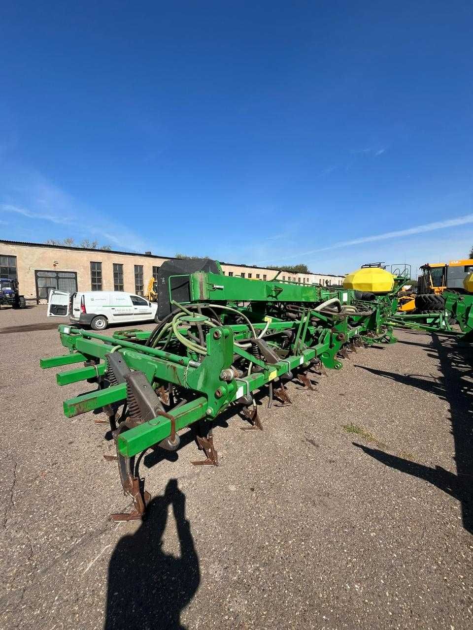 сеялки John Deere 1830 с загрузчиками семян 1910