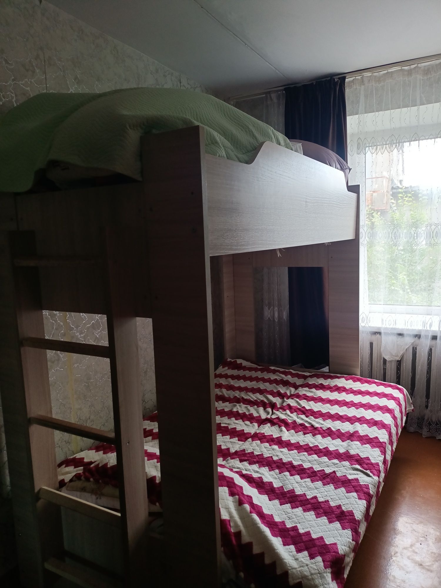 Продается двухярусный кровать
