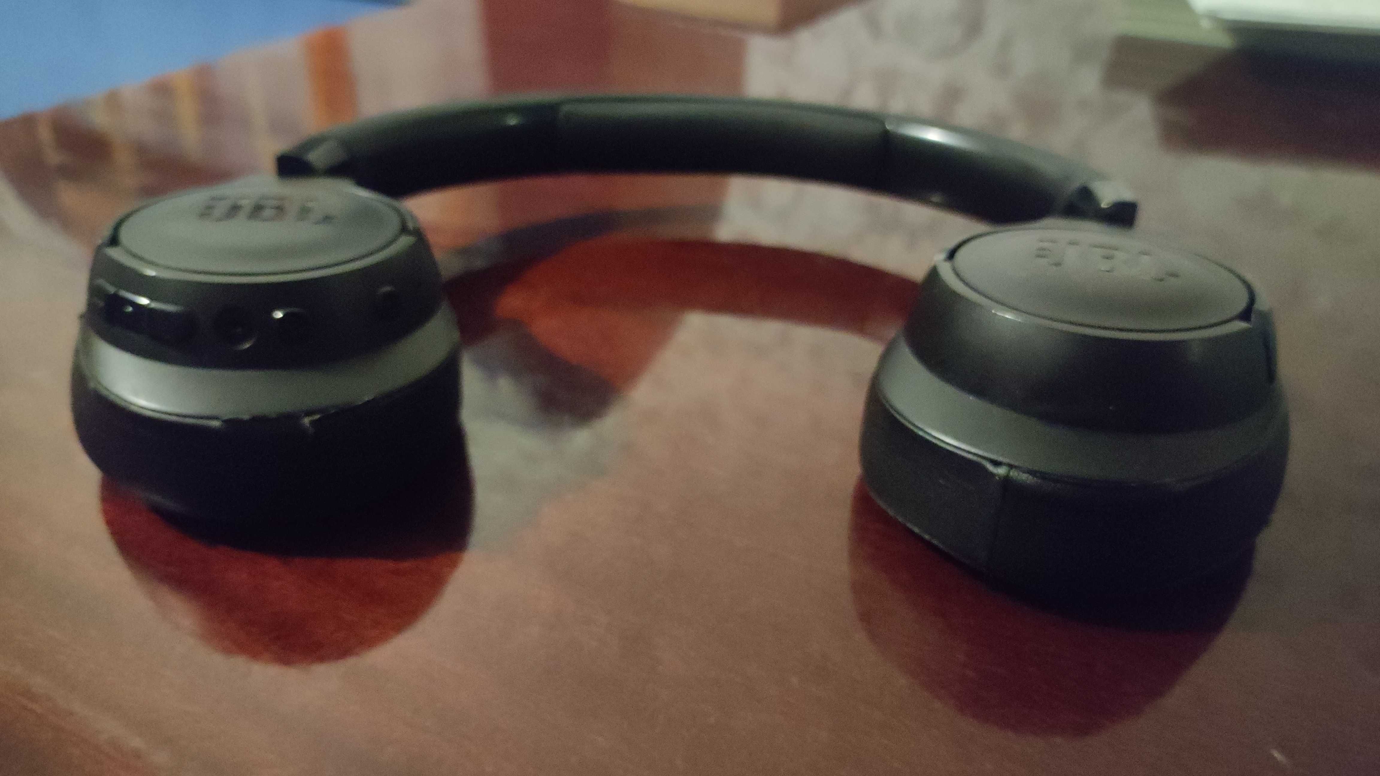 Наушники JBL Tune 760NC