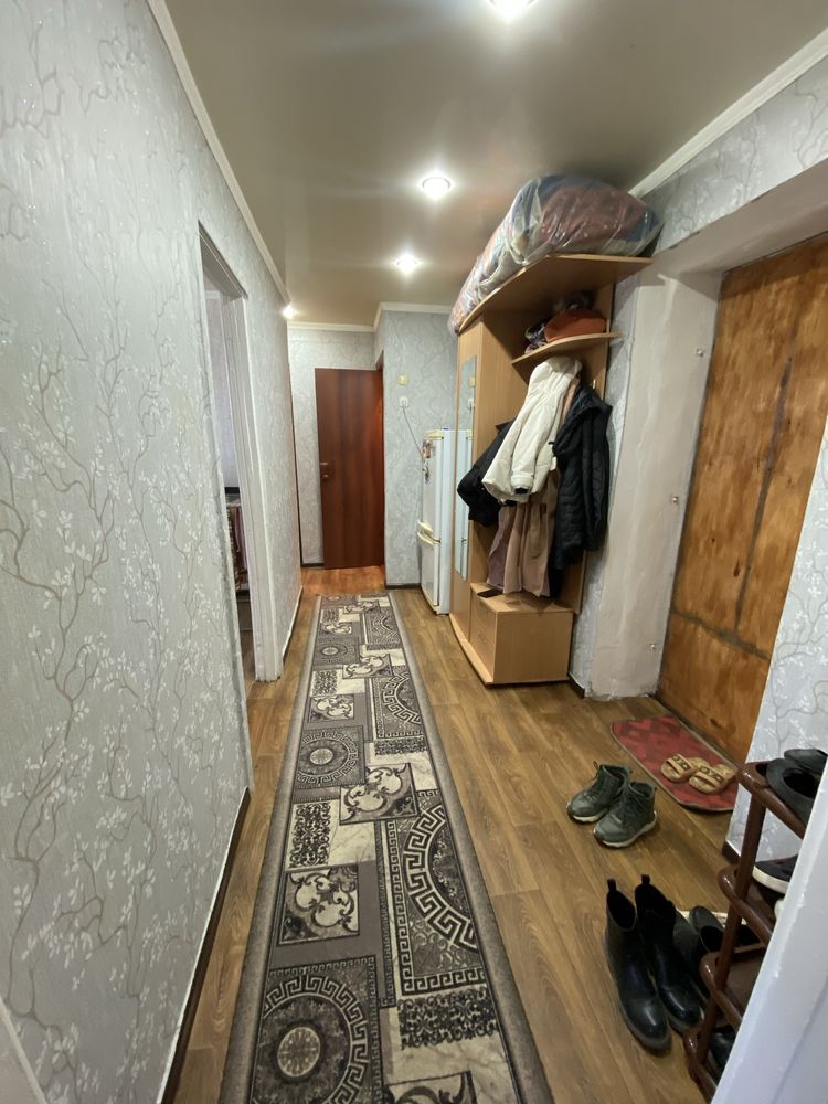 Продается 2-х ком Окт в районе 20 школа