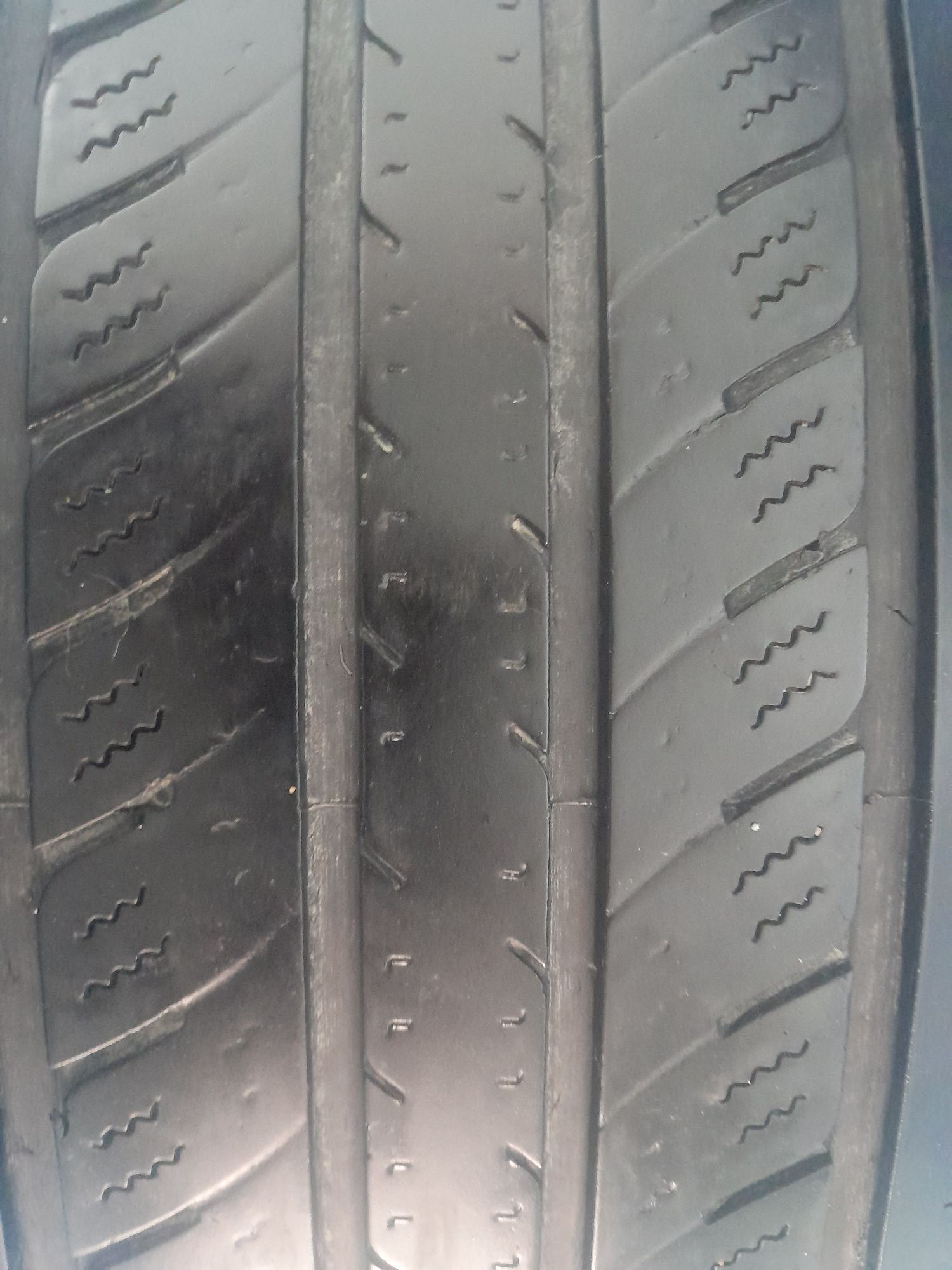 Летняя резина б/у 255/55 r19