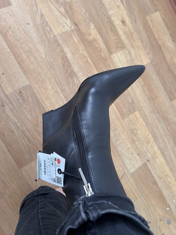 Продам полусапожки Zara новые из телячьей кожи