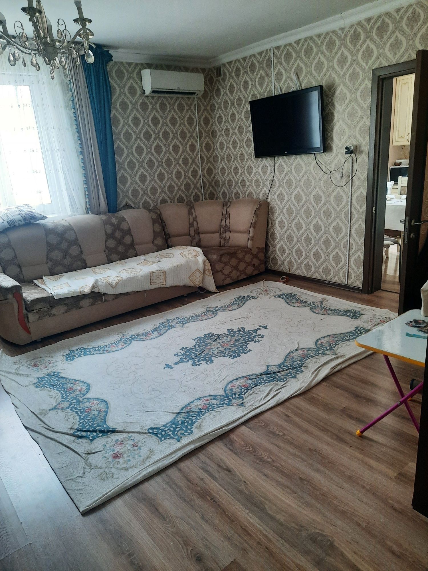 Продам дом из 7 комнат  120 кв