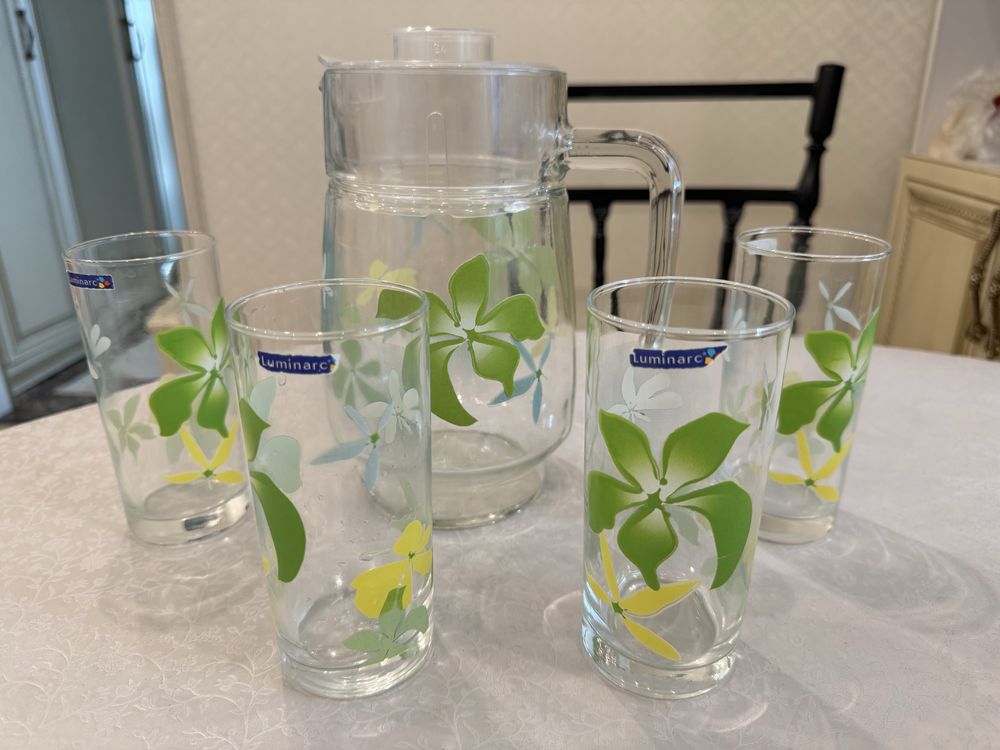 Продам кувшин 1,6 л с 6 стаканами фирмы Luminarc Франция Green Ode,