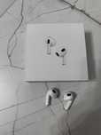 Продам левый и правый наушники air pods 3