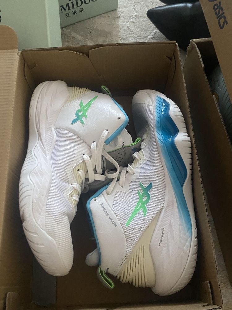 Asics Nova  кроссовки ASSO