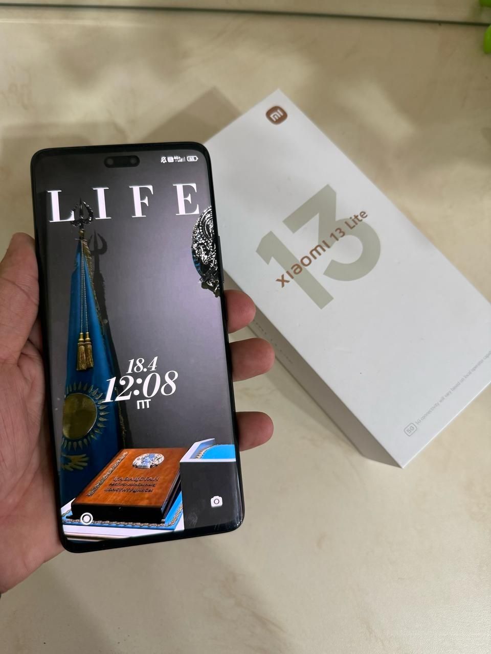 Xiaomi 13 lite телефон сатылады