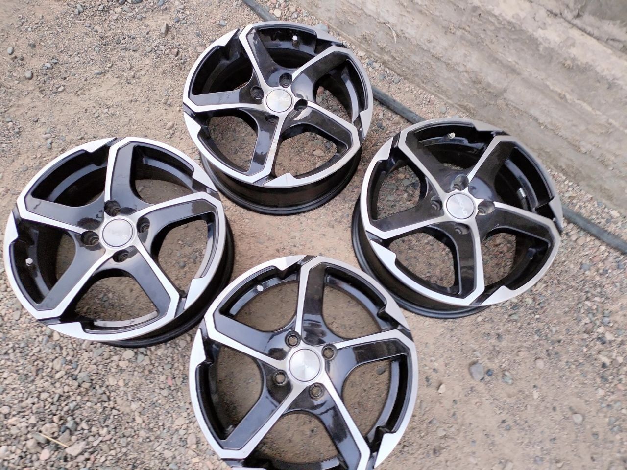 Диски на Hyundai akcent