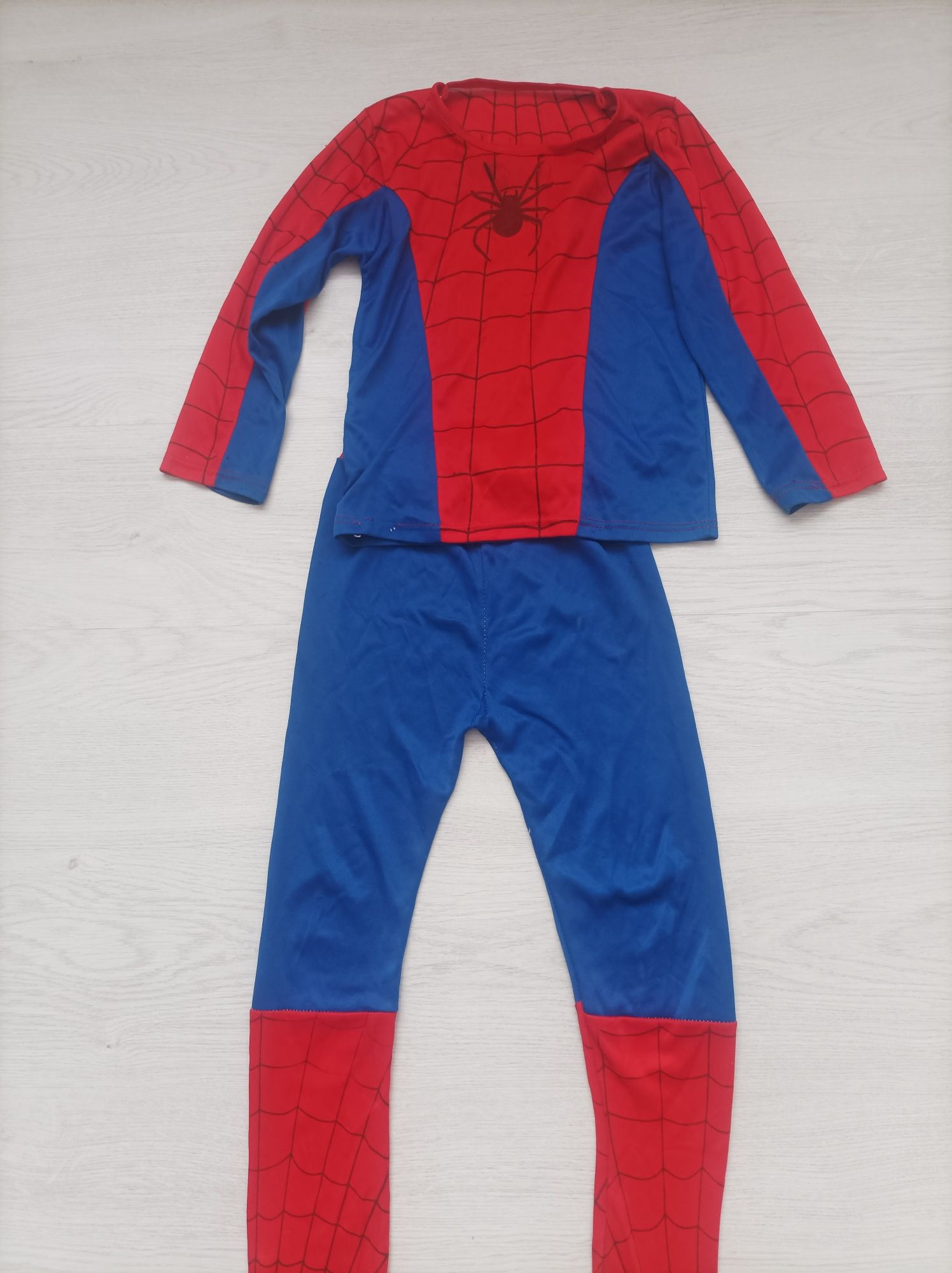 Продам костюмы детские Spiderman, моряк
