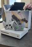 Консоль XBOX ONE 360 +2 геймпада на 1 ТБ