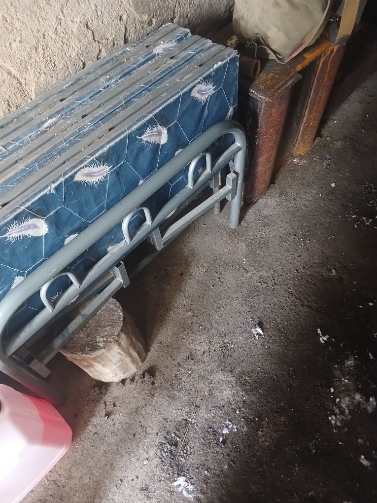 Продам кровать раскладушка