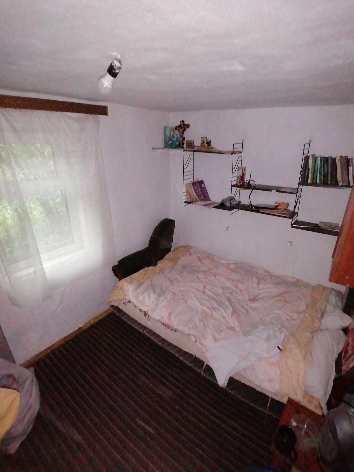 Продам дачу в ермаке на первой беровой линии.