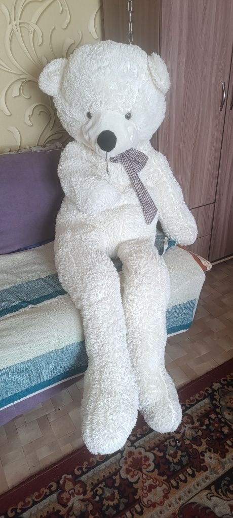 Продам мишку не коротышку.