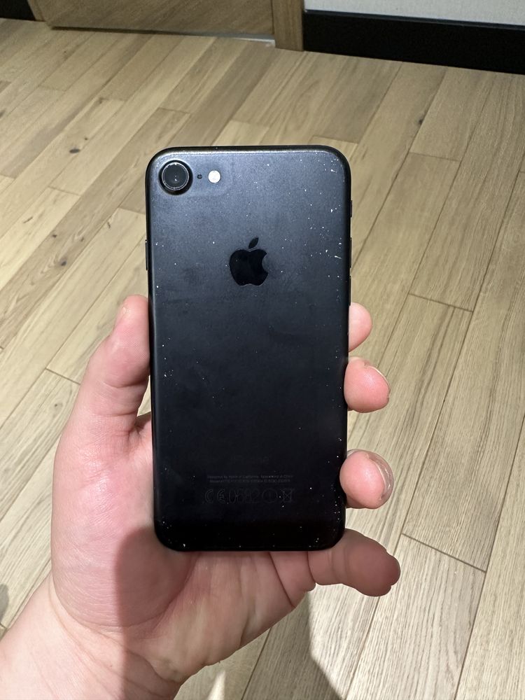 Продам Iphone 7 32 gb