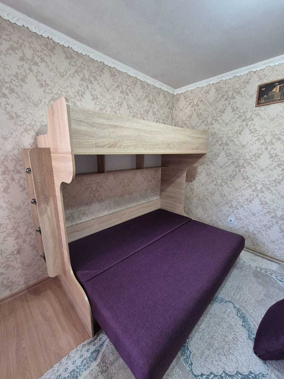 Двухъярусная кровать б\у отличное состояние