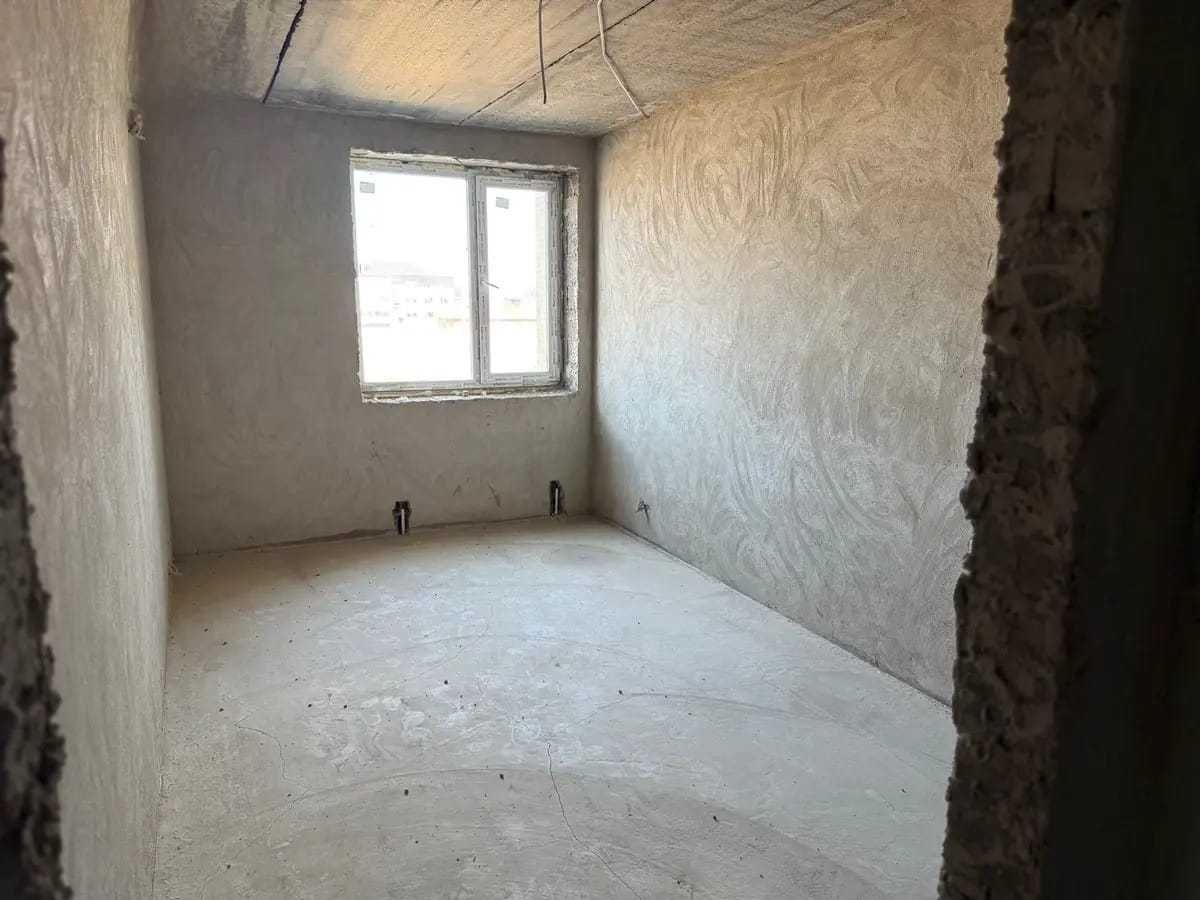 Продам 2 комн. евродвушку в черновом варианте в Уральске.