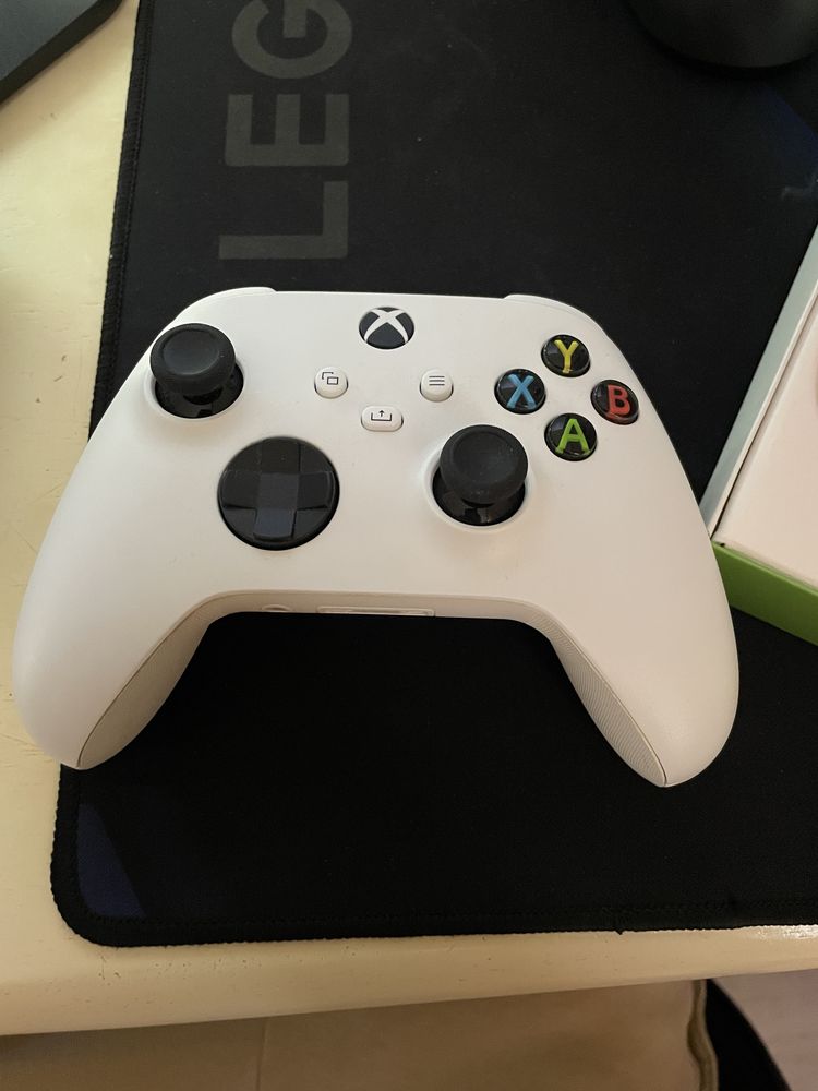 Xbox wireless controller
